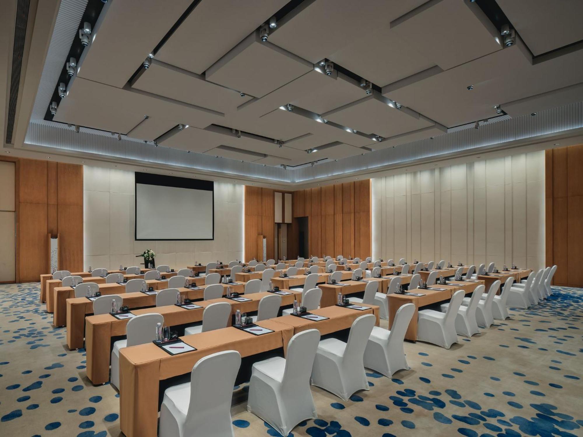 Crowne Plaza Haitang Bay By Ihg Resort Sanya