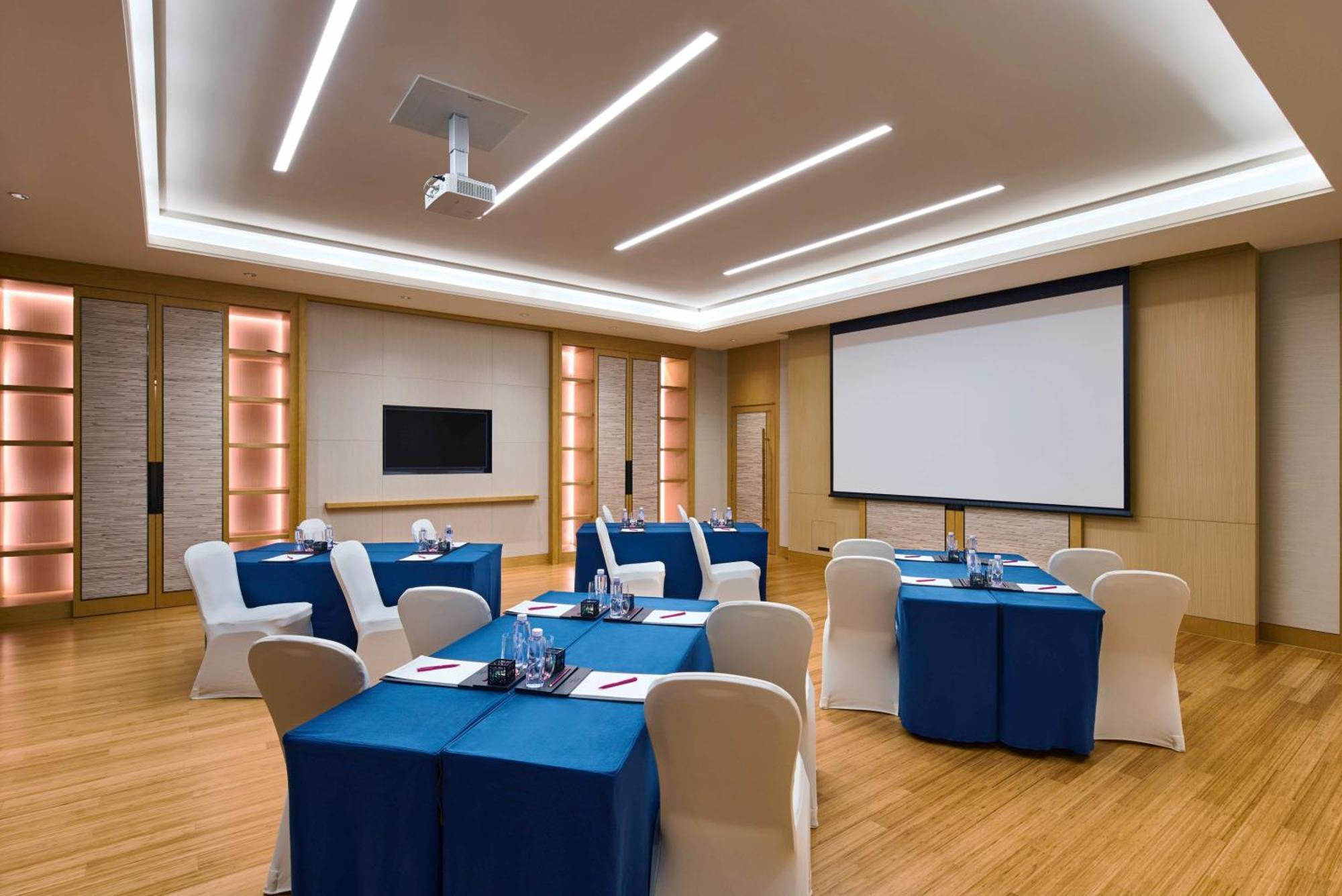 Crowne Plaza Haitang Bay By Ihg 5* Sanya